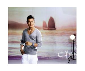 黄晓明再拍天梭广告