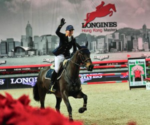 首届“浪琴表香港马术大师赛”优雅落幕