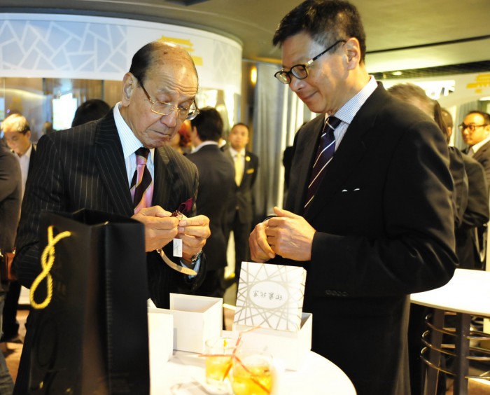 ＂印象北京＂北京牌腕表联合东方表行VIP鉴表酒会在香港举行