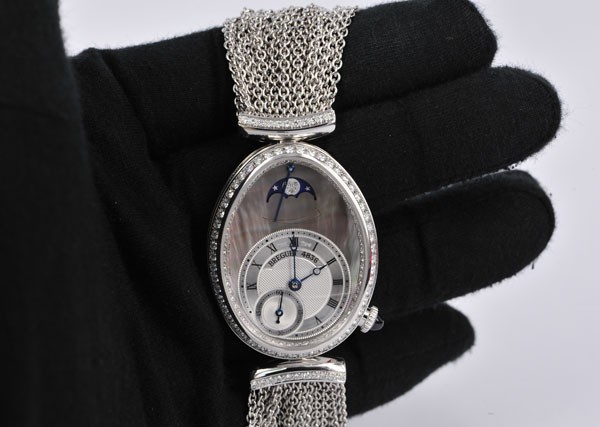 尊贵的象征 品鉴宝玑那不勒斯皇后系列8908腕表