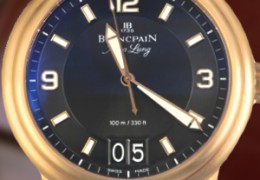 典雅实用 品鉴宝珀莱芒湖系列腕表