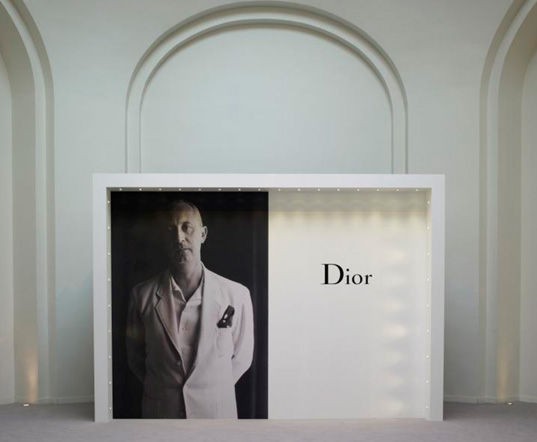 迪奥_Miss Dior艺术展 与马艳丽一同领略迪奥魅