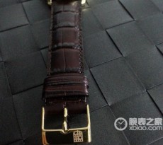 香港购入土豪金 康斯登百年经典系列腕表3P5
