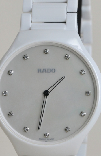 纯白色的超薄诱惑 雷达新品女装腕表上市