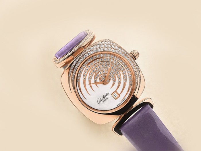 改变传统外观设计的表壳 诠释随意放肆的手表