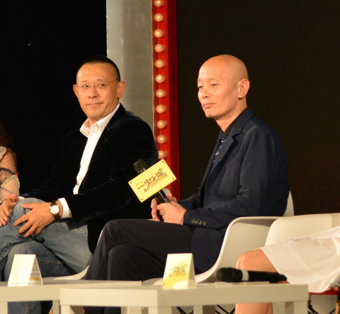 姜文导演佩戴蕾蒙威腕表出席电影《一步之遥》首次媒体见面会