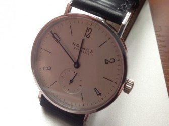 卖肾买6  委屈入手NOMOS Tangente 139