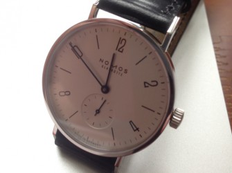 卖肾买6  委屈入手NOMOS Tangente 139