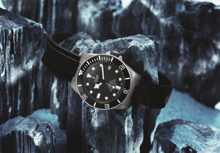优质品质与卓越性能传统的 领潜型 (Pelagos)第一批知名品牌配置自主研发机芯腕表