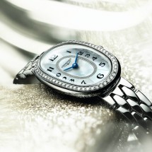 秒杀女人的秘密武器 2015Baselworld女表精华一览无疑