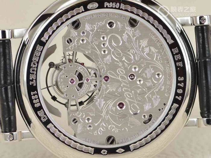 手艺结晶体 品评宝玑经典系列产品3797陀飞轮电子万年历腕表