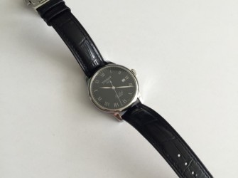 天凉了 给朕的黑力换根表带 天梭 T-CLASSIC