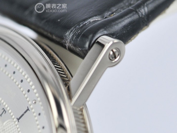 简洁风采 品评宝玑经典系列产品5157白金手表