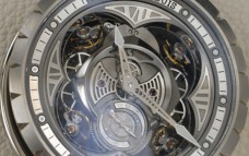 镂空时计的演绎 罗杰杜彼Excalibur Spider Pocket Time Instrument怀表品鉴