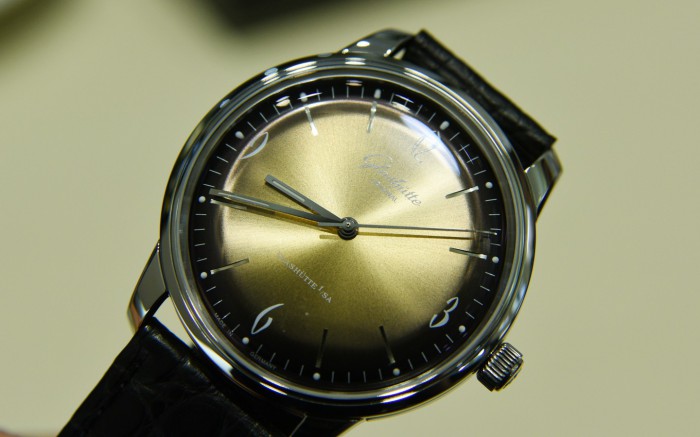 传承经典 格拉苏蒂原创发布“鎏金六零年代复古纪念腕表”