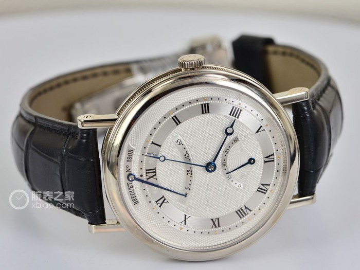 古典风格标准 品评宝玑Classique经典系列产品5207白金腕表