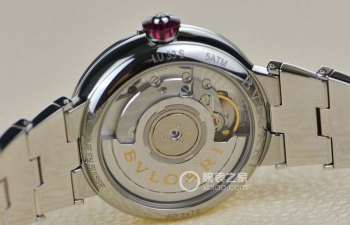 壮丽奢侈 品评宝格丽LVCEA系列产品白金镶金腕表