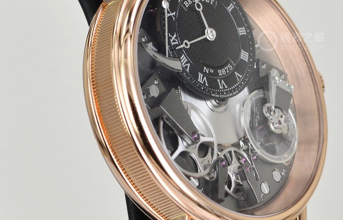 古典风格雅致 品评宝玑Tradition传奇世界系列产品7057玫瑰金色腕表