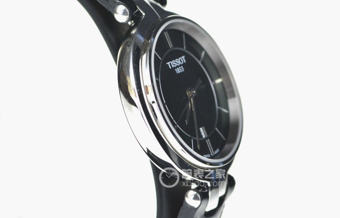莹八岁]漂亮流行时尚化身为 品评天梭弗拉明戈系列产品黑仪表盘腕表