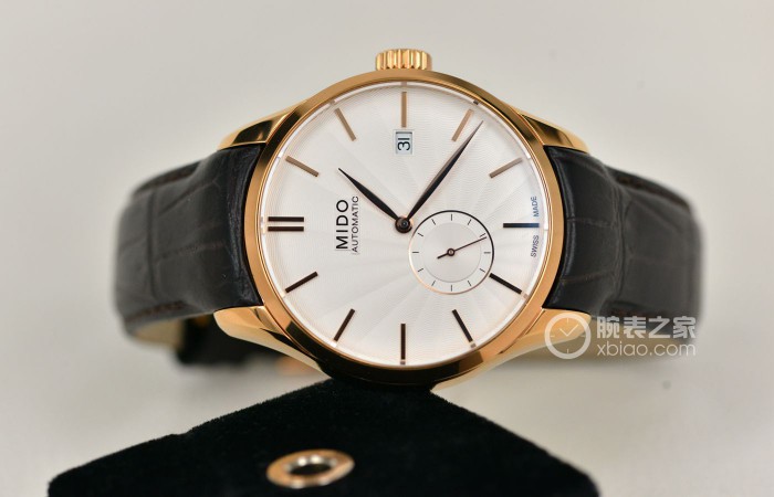 雅致动感 品评美度布鲁纳系列产品玫瑰金色小三针腕表
