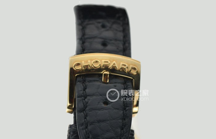 精妙绝伦 品评萧邦L.U.C系列产品蓝孔雀仪表盘腕表