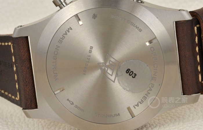 特别之作 品鉴沛纳海2015特别版52毫米钛金属腕表