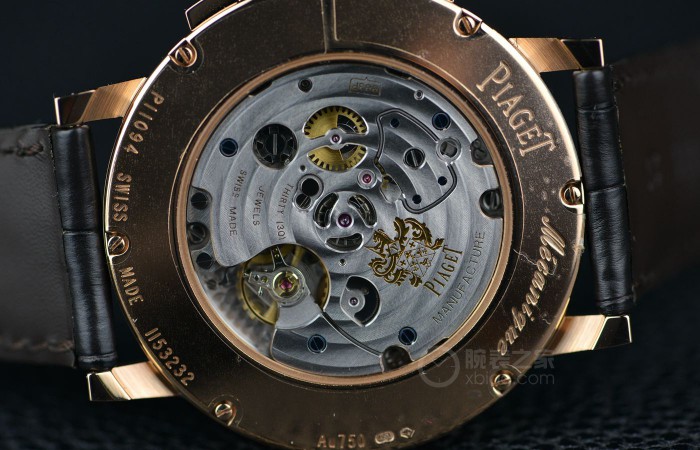 经典奢侈 品评伯爵官网Altiplano系列超薄记时腕表