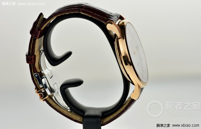 儒雅典范 品鉴依波路160周年祖尔斯自动系列纪念腕表