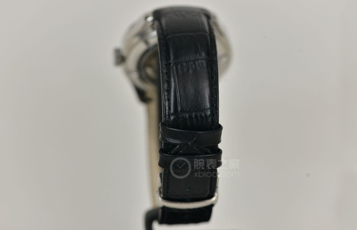称五代]简约大方 品评美度布鲁纳II系列产品“时候偏芯”款男性腕表