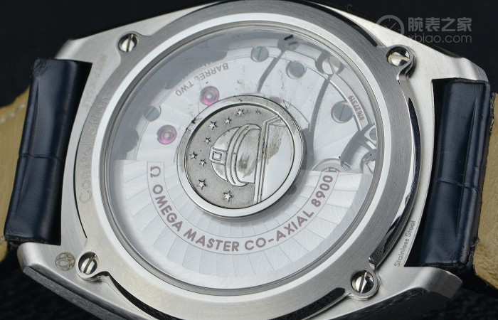 双重检测标准 品鉴欧米茄星座系列尊霸腕表精钢Sedna金款