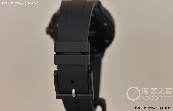 融合高科技材质 宝格丽Diagono Magnesium系列腕表实拍