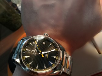 被小黄针吸引 购入欧米茄海马AT8508大黄蜂，