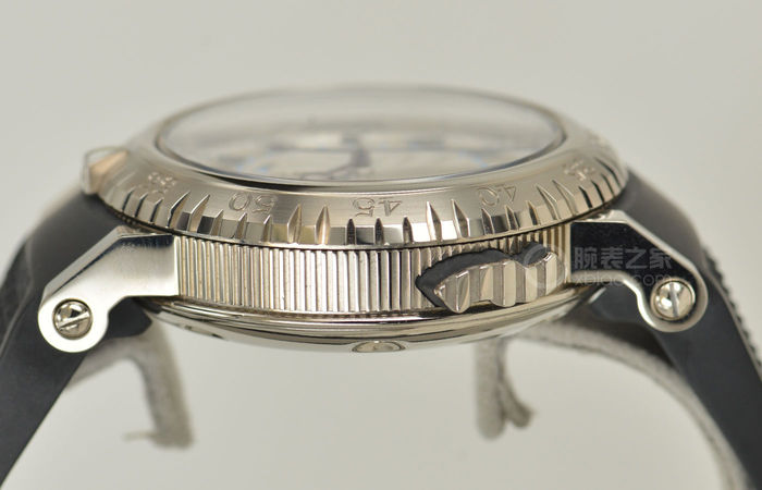 曰去入|致臻远洋航行手表 品评宝玑手表远洋航行系列产品18k白金闹铃腕表