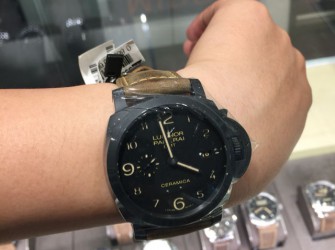 心心念念 购入沛纳海359。