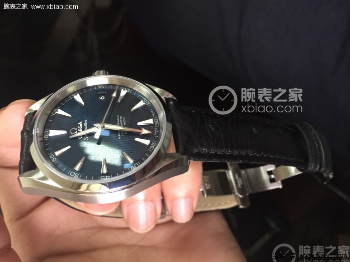 欧米茄海马8500如何上弦纠结过后入欧米茄at8500蓝盘
