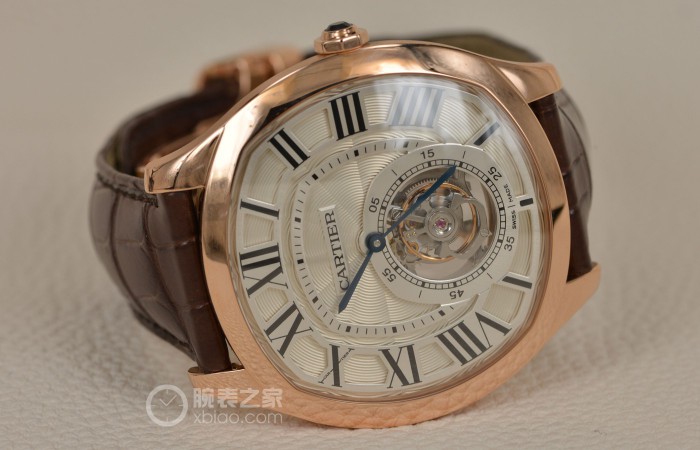 极速心率陀飞轮 卡地亚手表DRIVE DE CARTIER 系列产品腕表品评