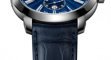 瑞士雅典表以蓝色《独创鎏金大明火小秒针腕表》表现珐琅艺术的精髓。