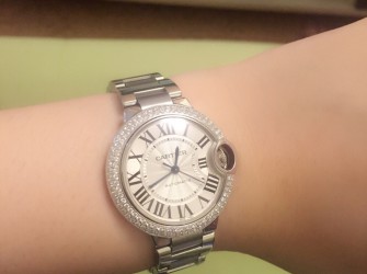 美女表友作业：卡地亚镶钻蓝气球33mm