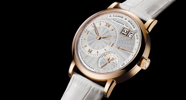 朗格LITTLE  LANGE 1 MOON  PHASE 色彩与布局迷人交织的月相