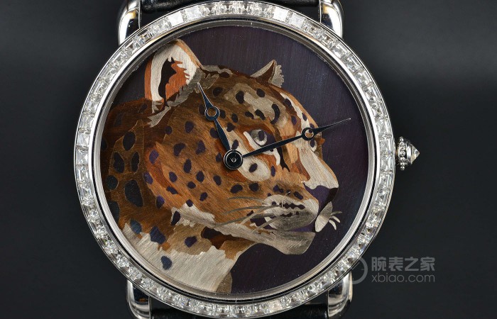巧夺天工的烈火造型艺术 卡地亚手表RONDE LOUIS CARTIER焰金工艺猎豹装饰设计腕表