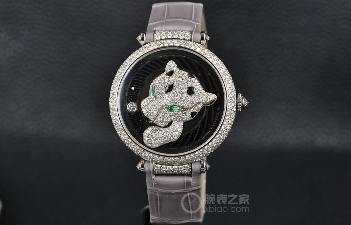 至缌麻|高端制表与珠宝工艺的绮丽偶遇 卡地亚PANTHèRE JOUEUSE猎豹装饰设计腕表