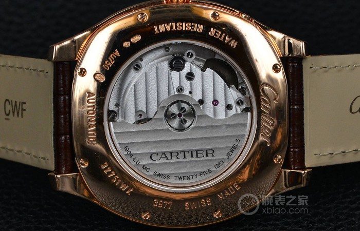 大小功]持续艺术美学核心理念 卡地亚Drive de Cartier系列月相腕表