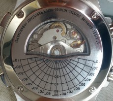 细数优点 购入汉米尔顿卡其风速H77616533腕表