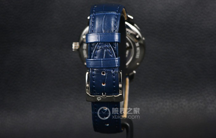 木石金|深蓝色经典 品评古罗马经典系列产品创镏金大明火小表针腕表