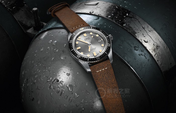石英重归 传统非凡 品评豪利时潜水系列产品65年复刻潜水腕表