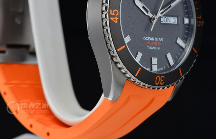 低声下气：精彩纷“橙” 活力十足 瑞士美度表领航者系列钛合金长动能防水腕表测评