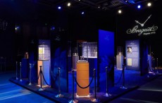 宝玑(Breguet)于晚间在韩国举办展览,细述与航海的历史渊源