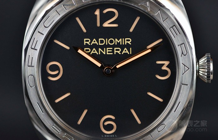 潮酷十足的复古时尚范 品评沛纳海Radiomir系列3日动储精钢腕表