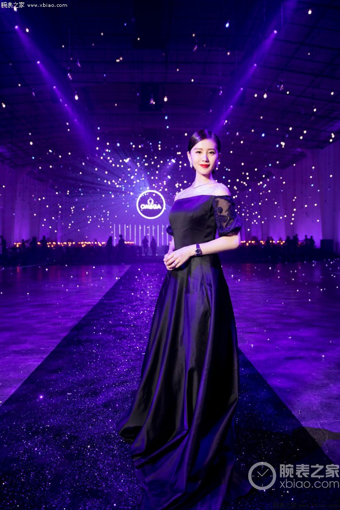 面黄肌瘦：欧米茄携手品牌名人大使刘诗诗在京发布全新星座系列“蓝色星空”限量版女士腕表