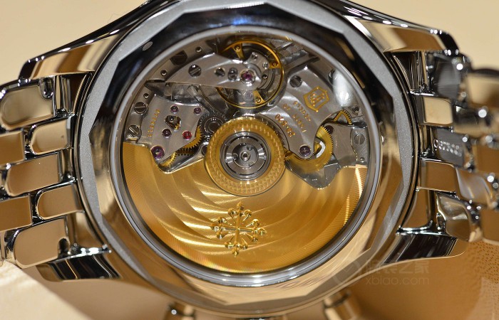 精致造型艺术完美的反映 品评百达翡丽手表繁杂作用手表系列产品5960／1A-010腕表